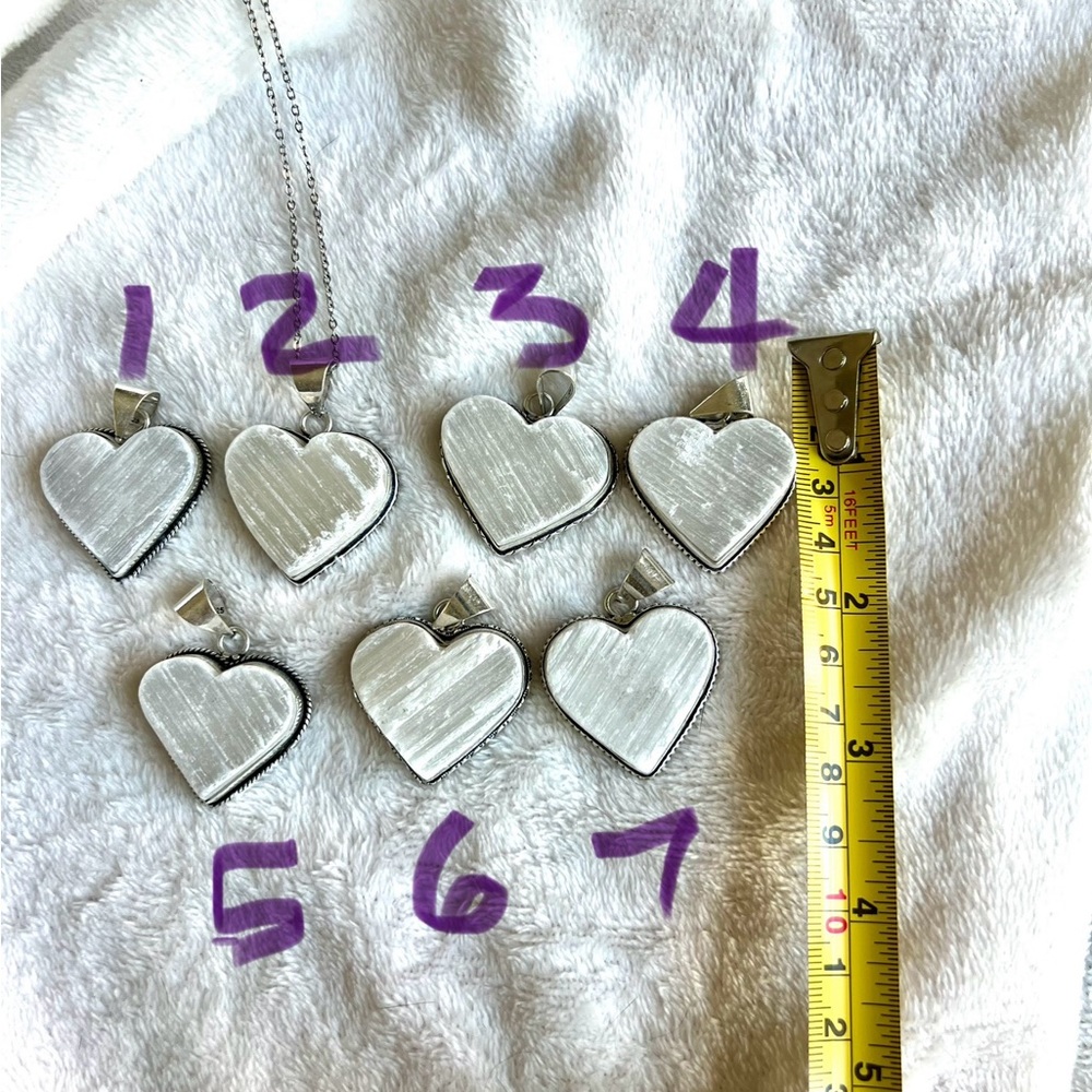 925 New Stock! Raw Selenite ❤️ Heart Pendants Necklace - Picture 4 of 4